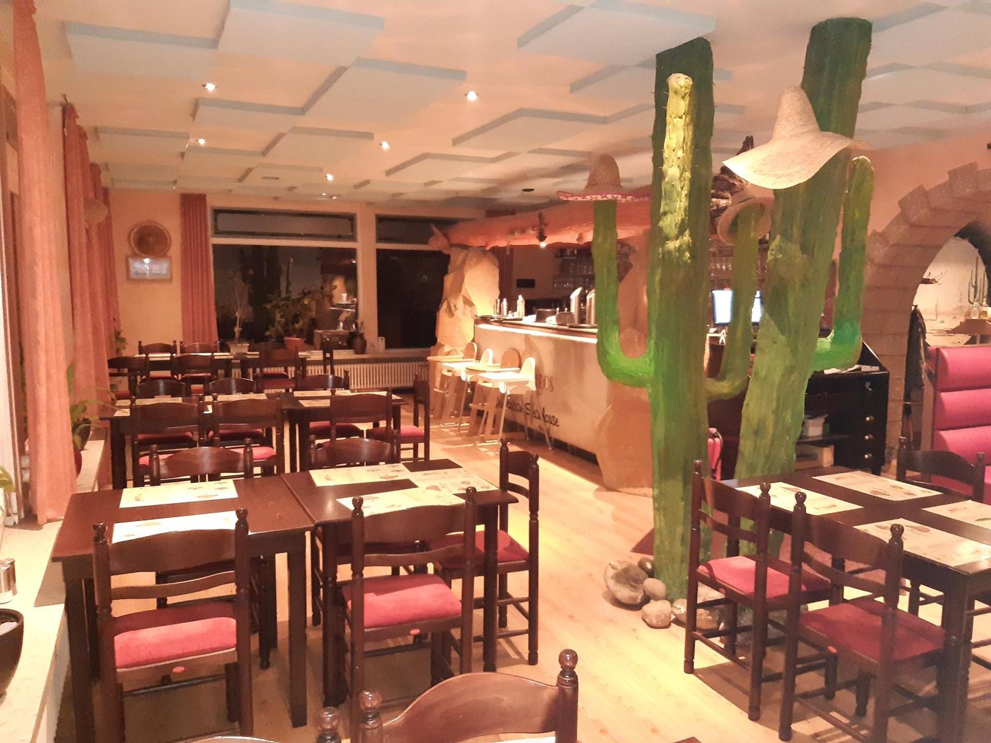 Desperados Mexican Steakhaus Und Hotel Bergen  Eksteriør bilde